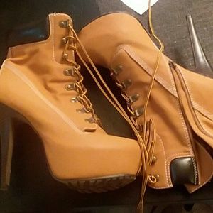 Ziggysoho boots size 11